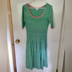 Lightweight LuLaRoe Nicole dress